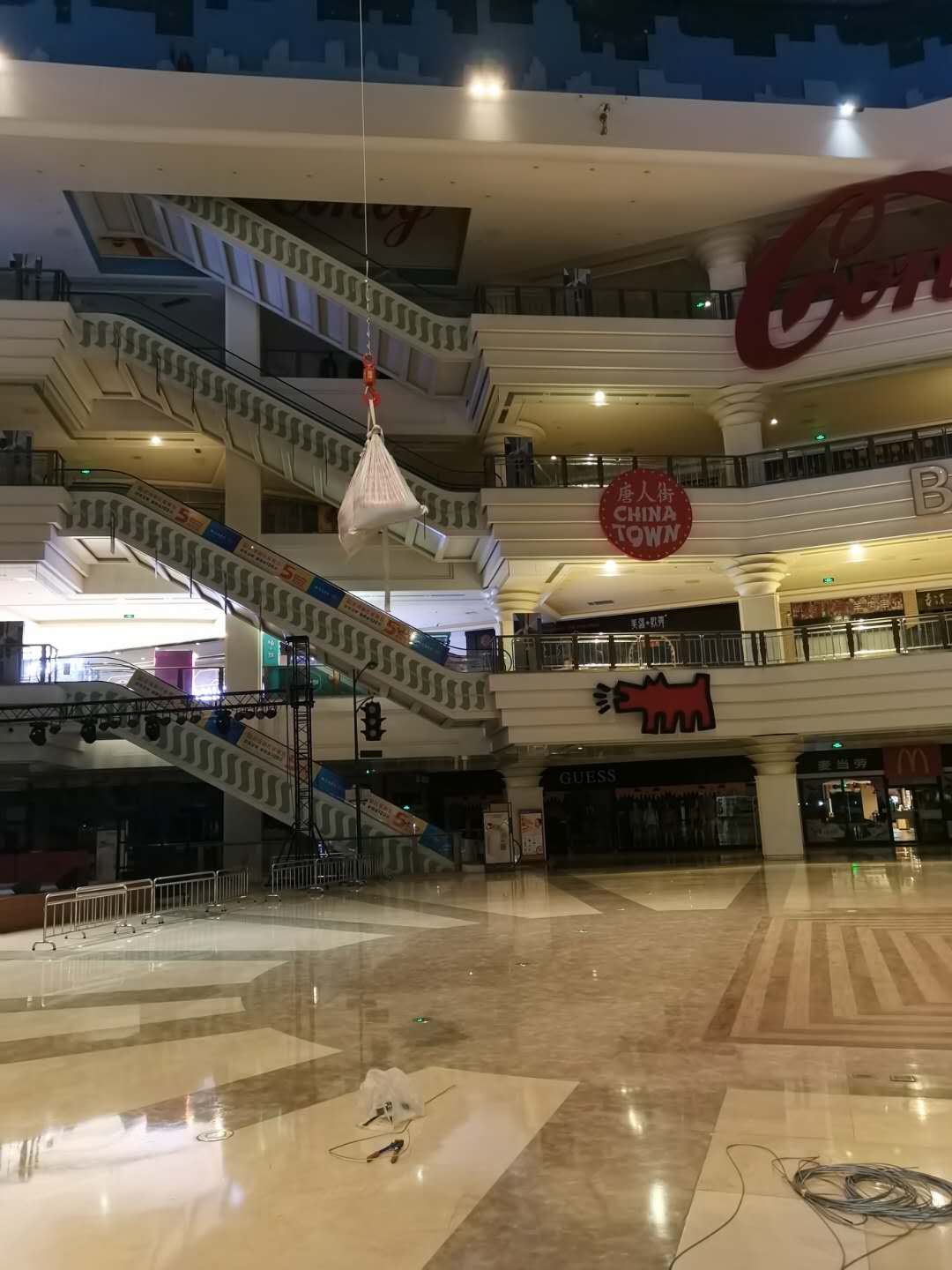 江南環球港單點吊機